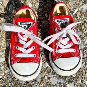 Red Converse Lowtop Sneakers